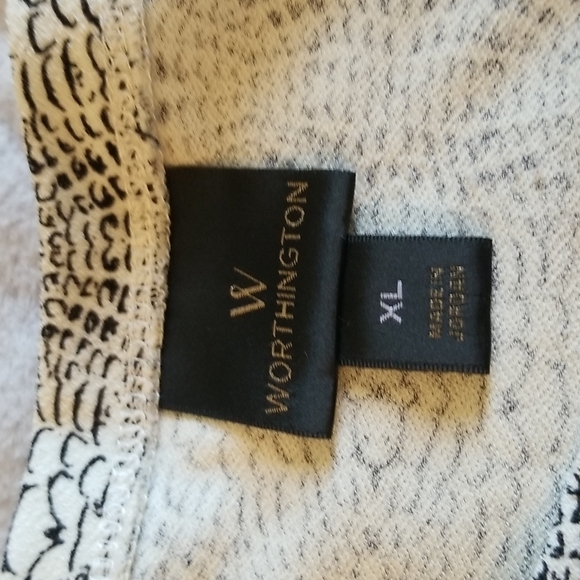 Worthington Bundle – 2 XL Blouses | Bell Sleeve + V-Neck Tank | Career to Casua - Picture 14 of 16